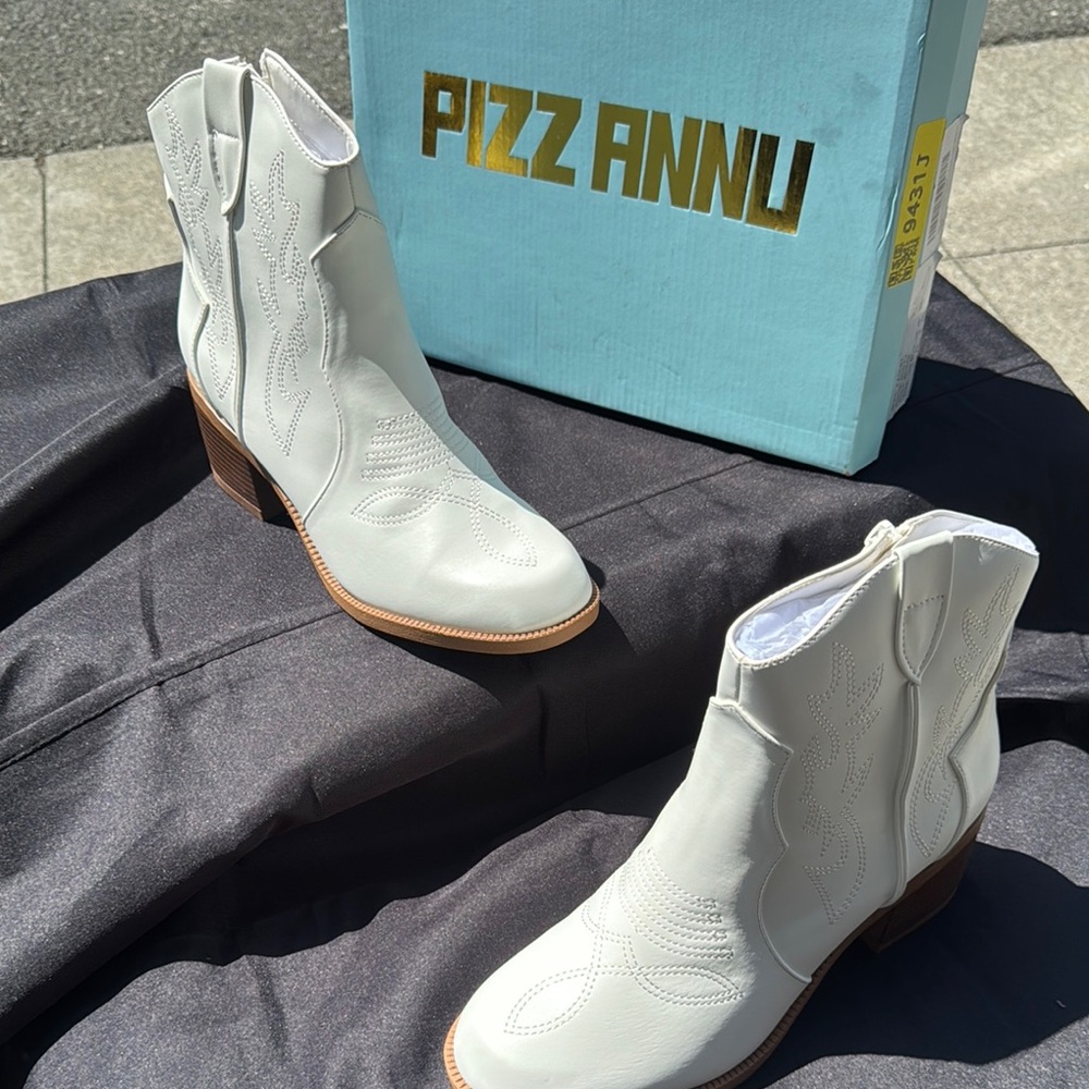 White Ankle Booties with Western Flair and Side Zipper